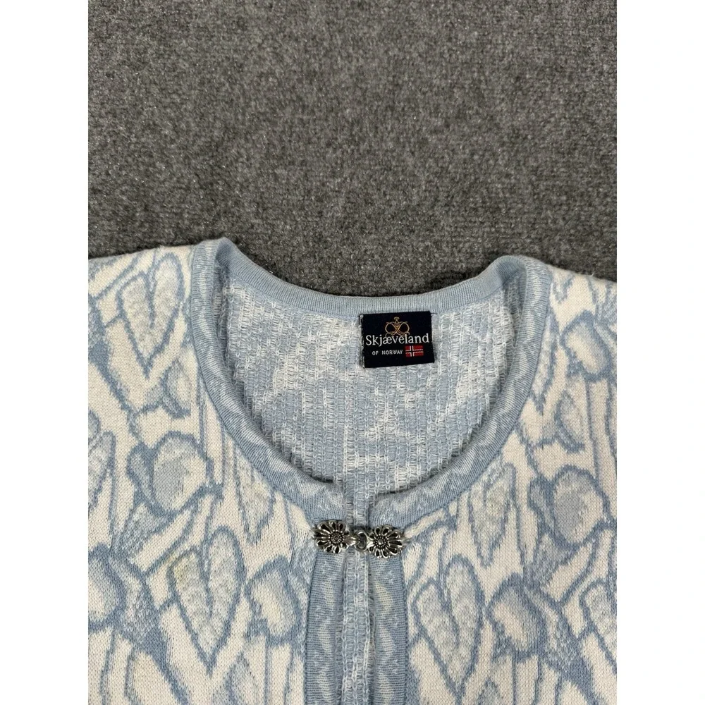 SKJAEVELAND Norway Nordic Cardigan Sweater Womens Small Blue White Heart Pattern